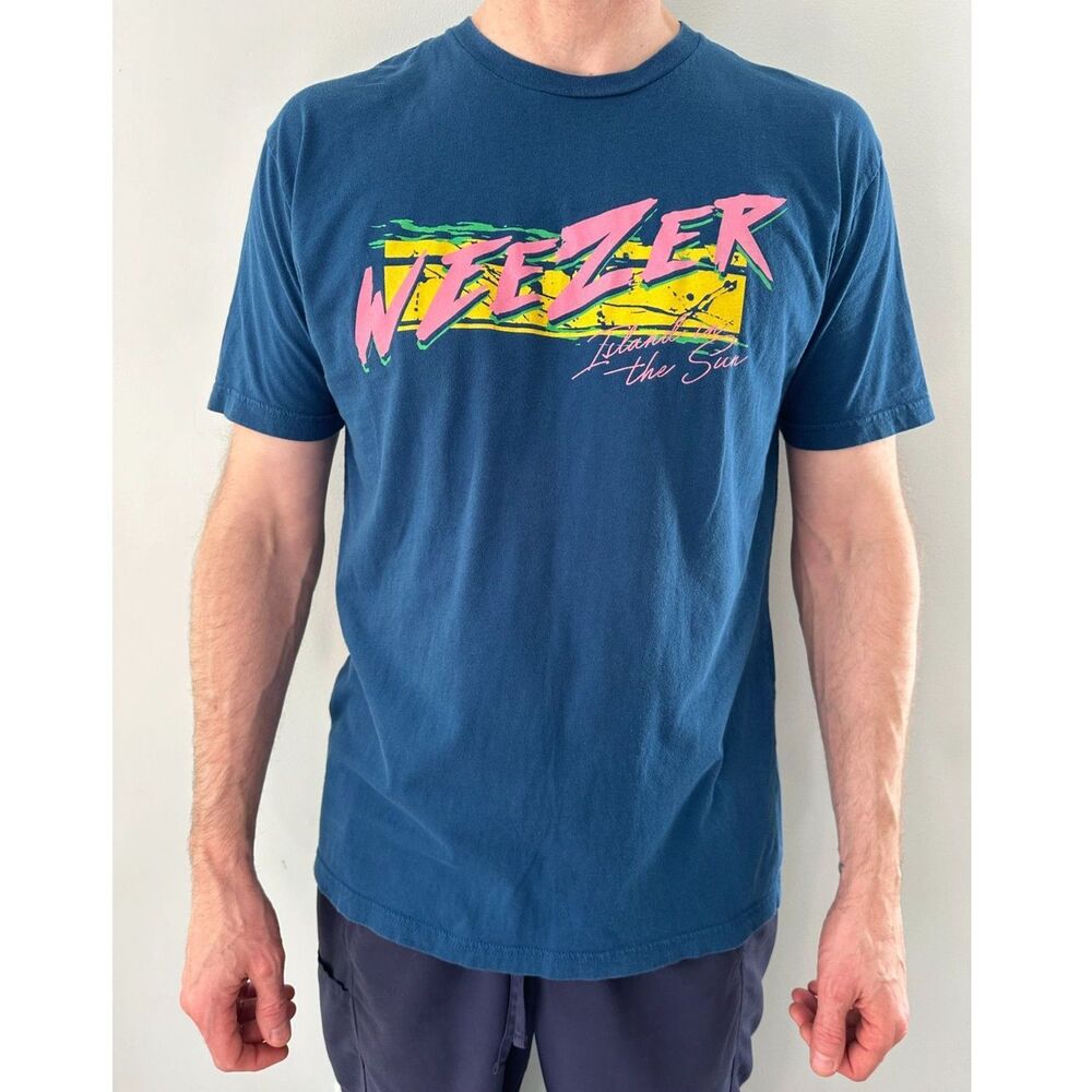 Weezer Love the Island In The Sun Band Shirt Concert Show Graphic Tee size XL